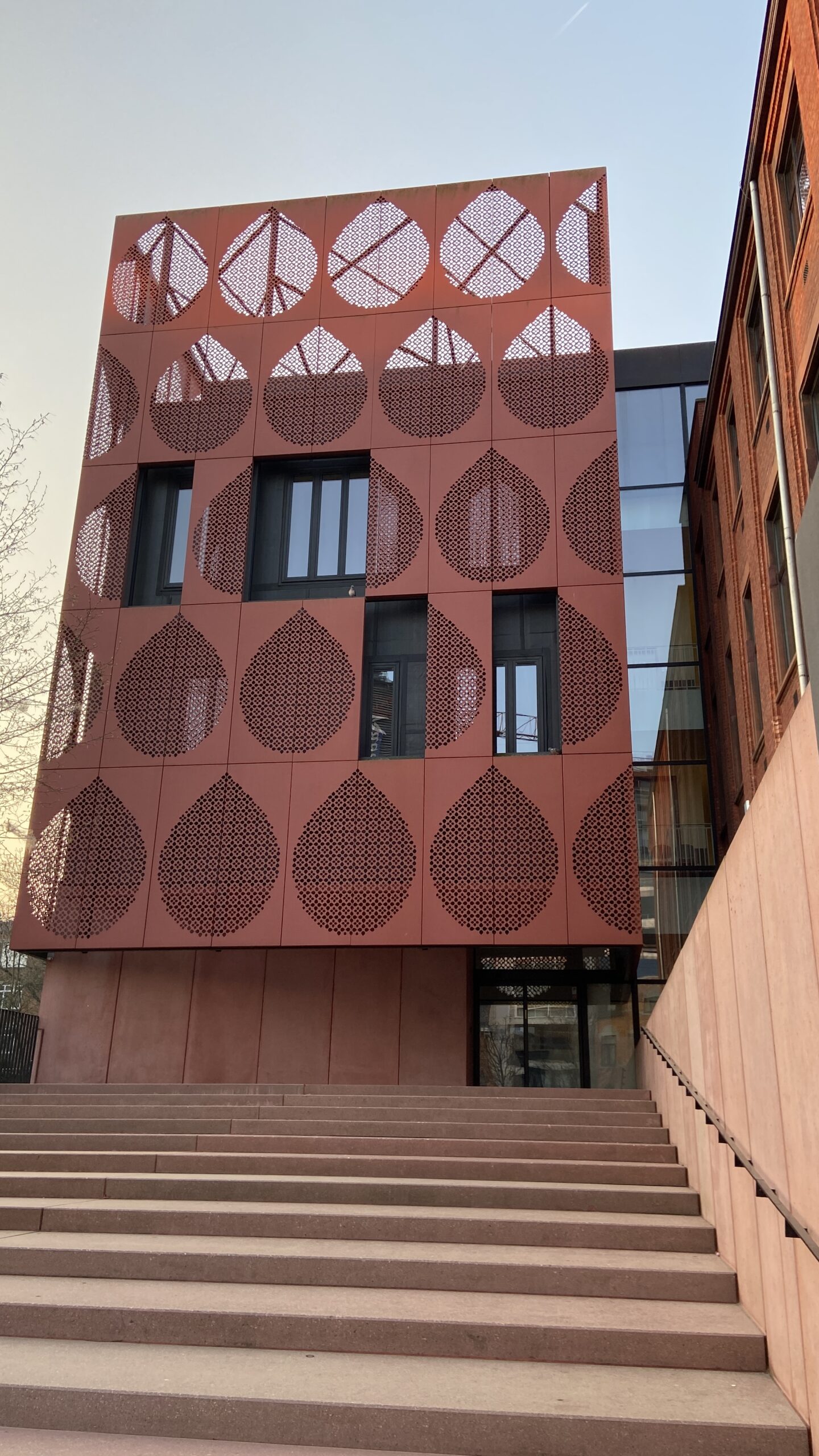 Centrale inkom Guffenslaan